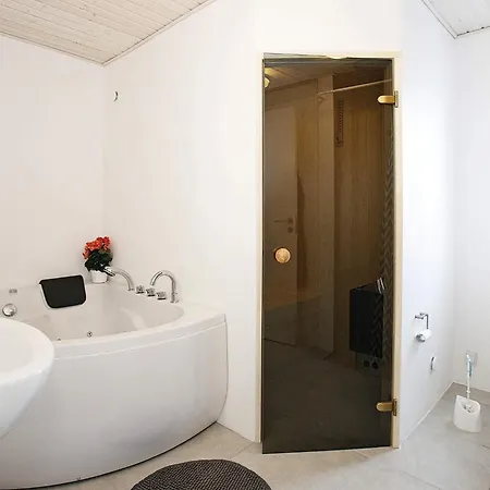 Hébergement de vacances Luxury Retreat By Sea