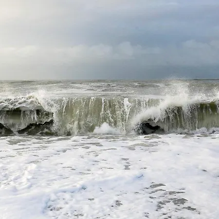 Luxury Retreat By Sea Vrist