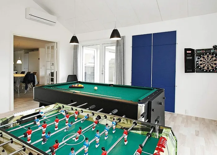 Holiday home Luxury Retreat By Sea *