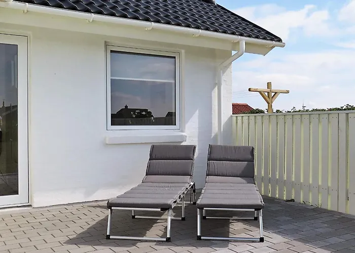 Luxury Retreat By Sea Holiday home