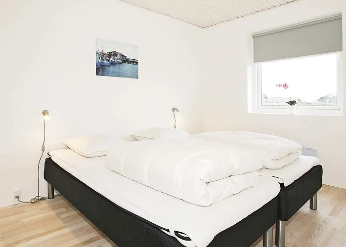 Luxury Retreat By Sea *